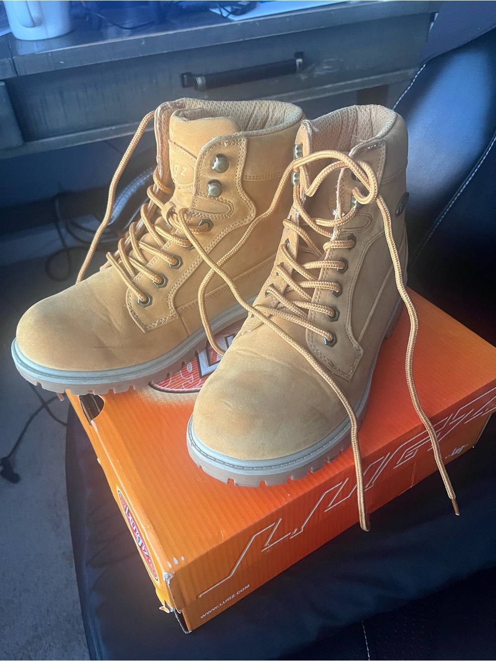 Lugs  Wheat/Nubuck Tan Work-Style Lace-Up Boots